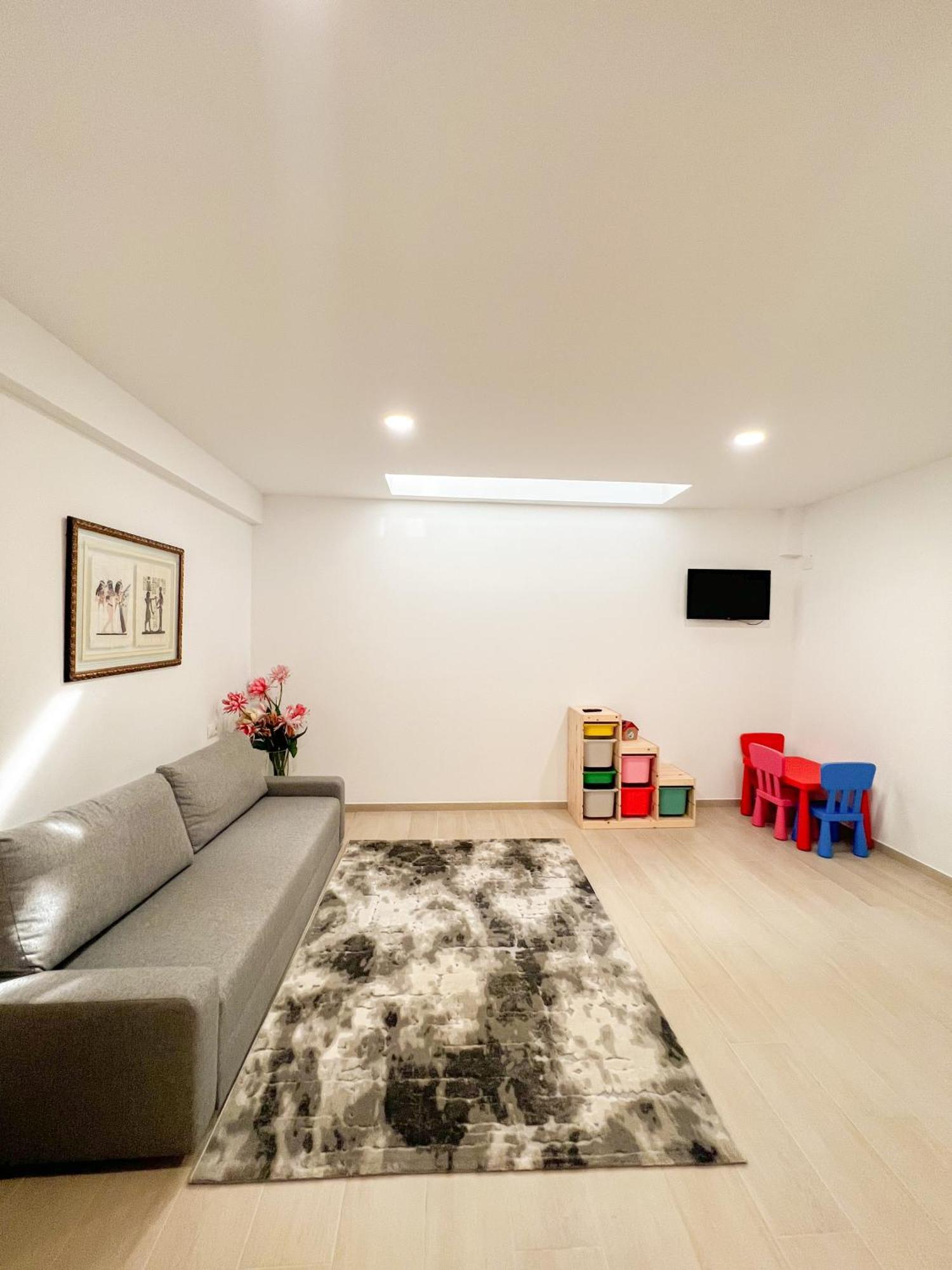 Cozy And Modern Family Flat Carihuela Torremolinos Exterior foto