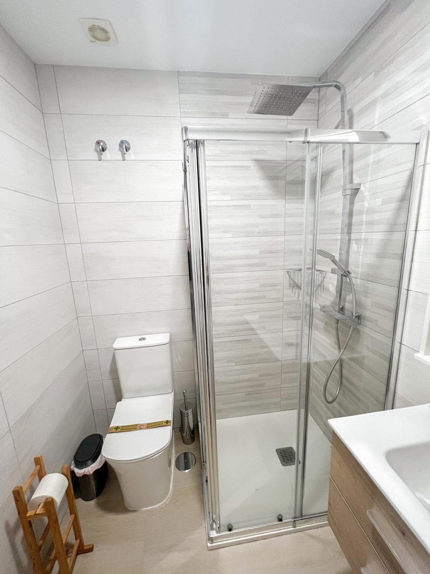 Cozy And Modern Family Flat Carihuela Torremolinos Exterior foto