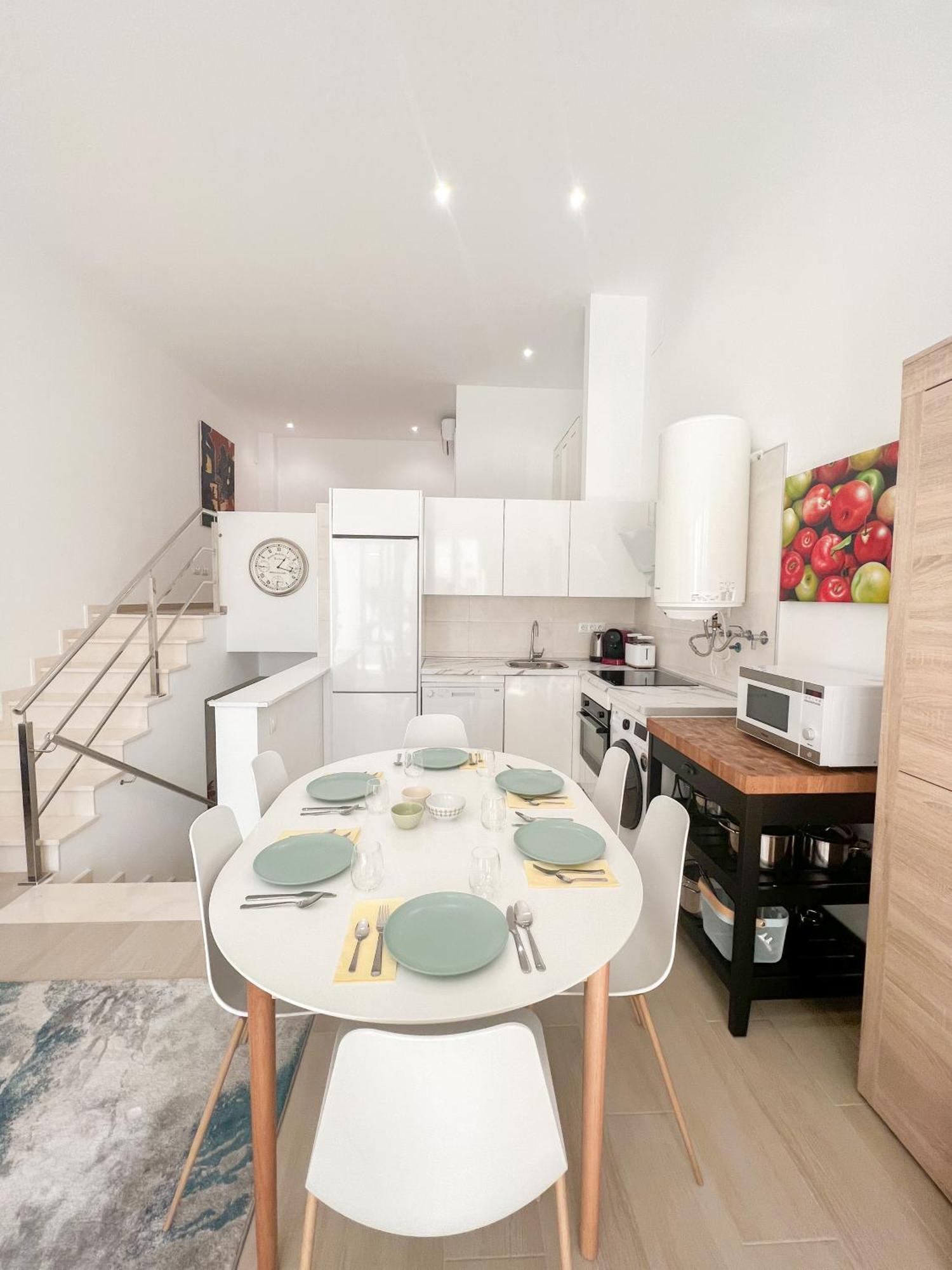 Cozy And Modern Family Flat Carihuela Torremolinos Exterior foto