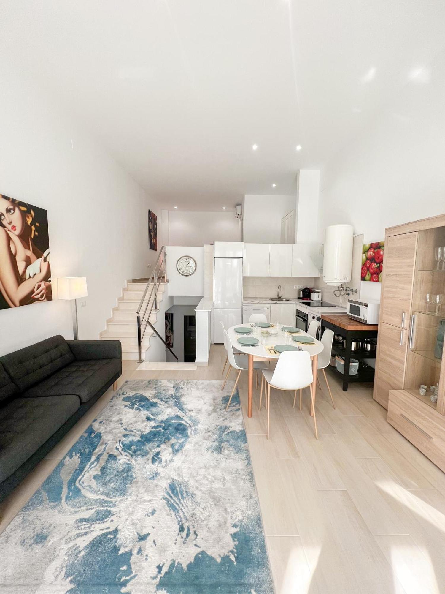 Cozy And Modern Family Flat Carihuela Torremolinos Exterior foto